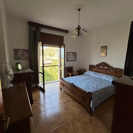 Apartman Mare , Di Zia Rita Tropea